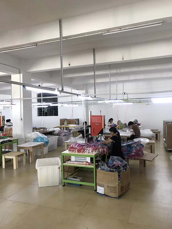 數(shù)控式傘頂機應用